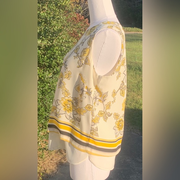 Rose + Olive Floral Sleeveless Top, Shell, Yellow, Black, Layered, Lagenlook, - Picture 2 of 4
